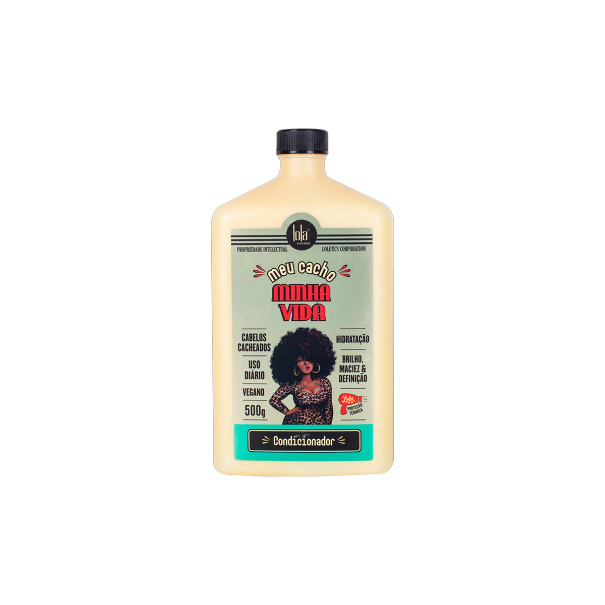Lys beige flaske med Lola Meu Cacho Minha Vida Curl Conditioner 500ml til krøllet hår, vist med farverig etiket og retro illustration.