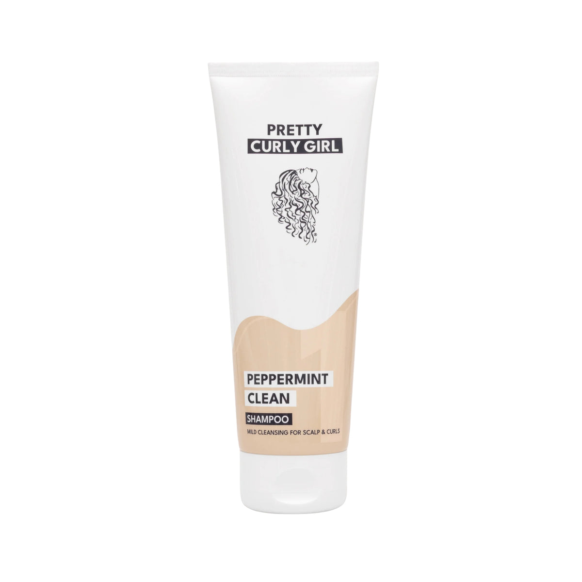 Pretty Curly Girl Peppermint Clean Shampoo i hvid tube med beige etiket til mild rensning af hovedbund og krøller.